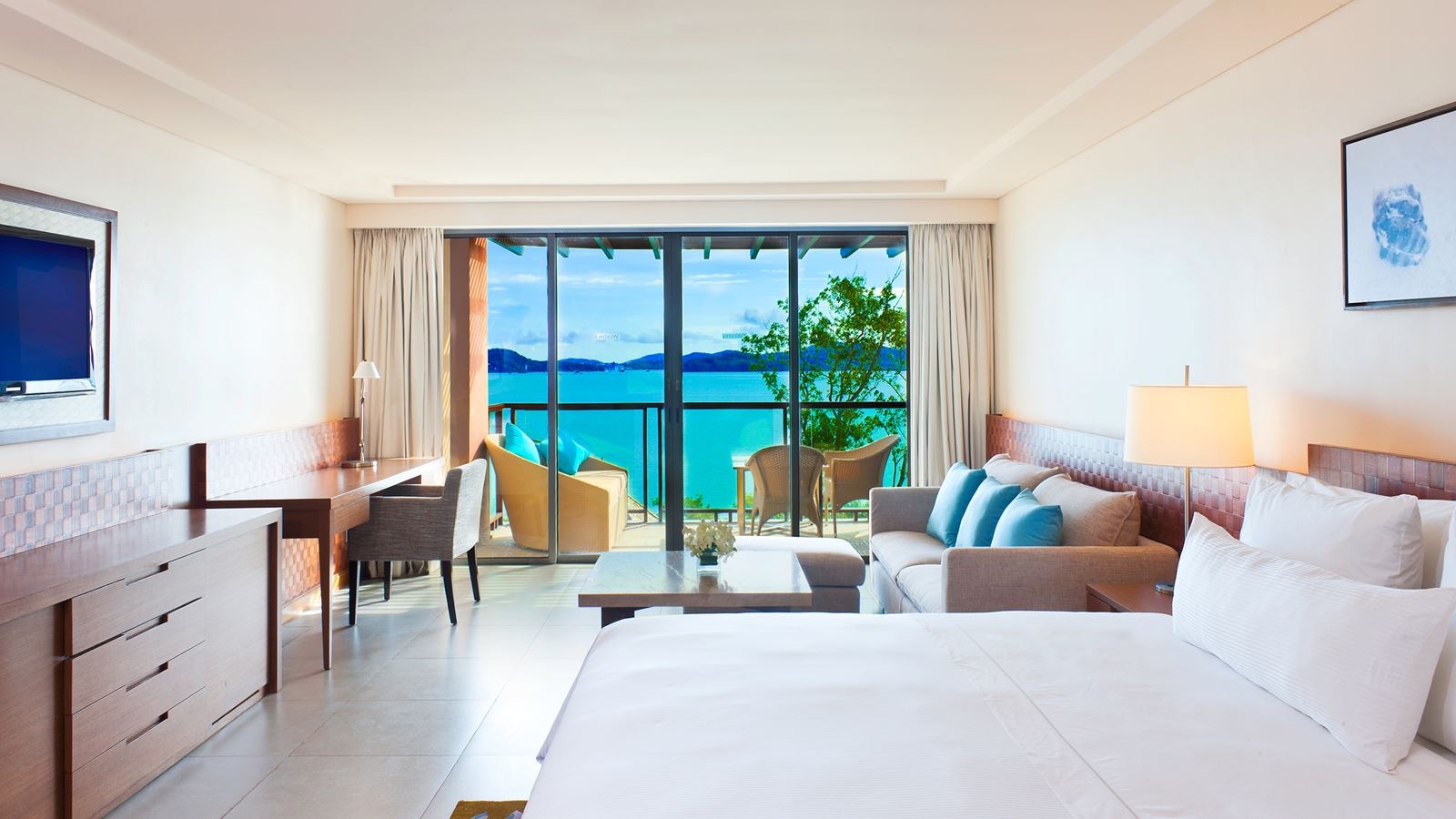 rooms-deluxe-sea-view