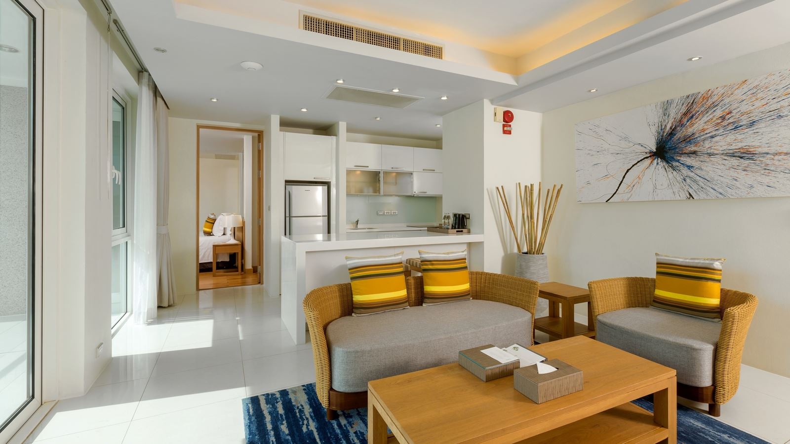rooms-1-bedroom-residence-with-kitchen