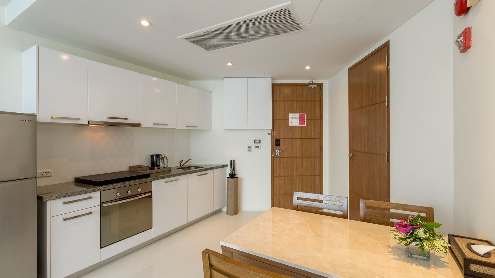 rooms-1-bedroom-apartment-with-kitchen--with-or-without-balcony