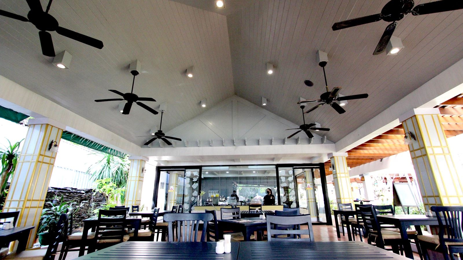 restaurants-tom-yum-kong