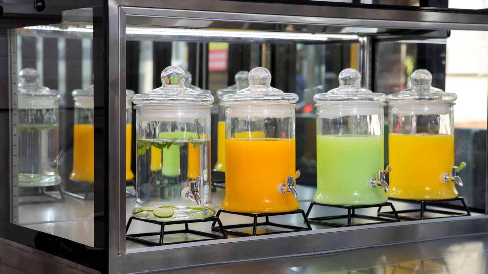 restaurants-the-lodge