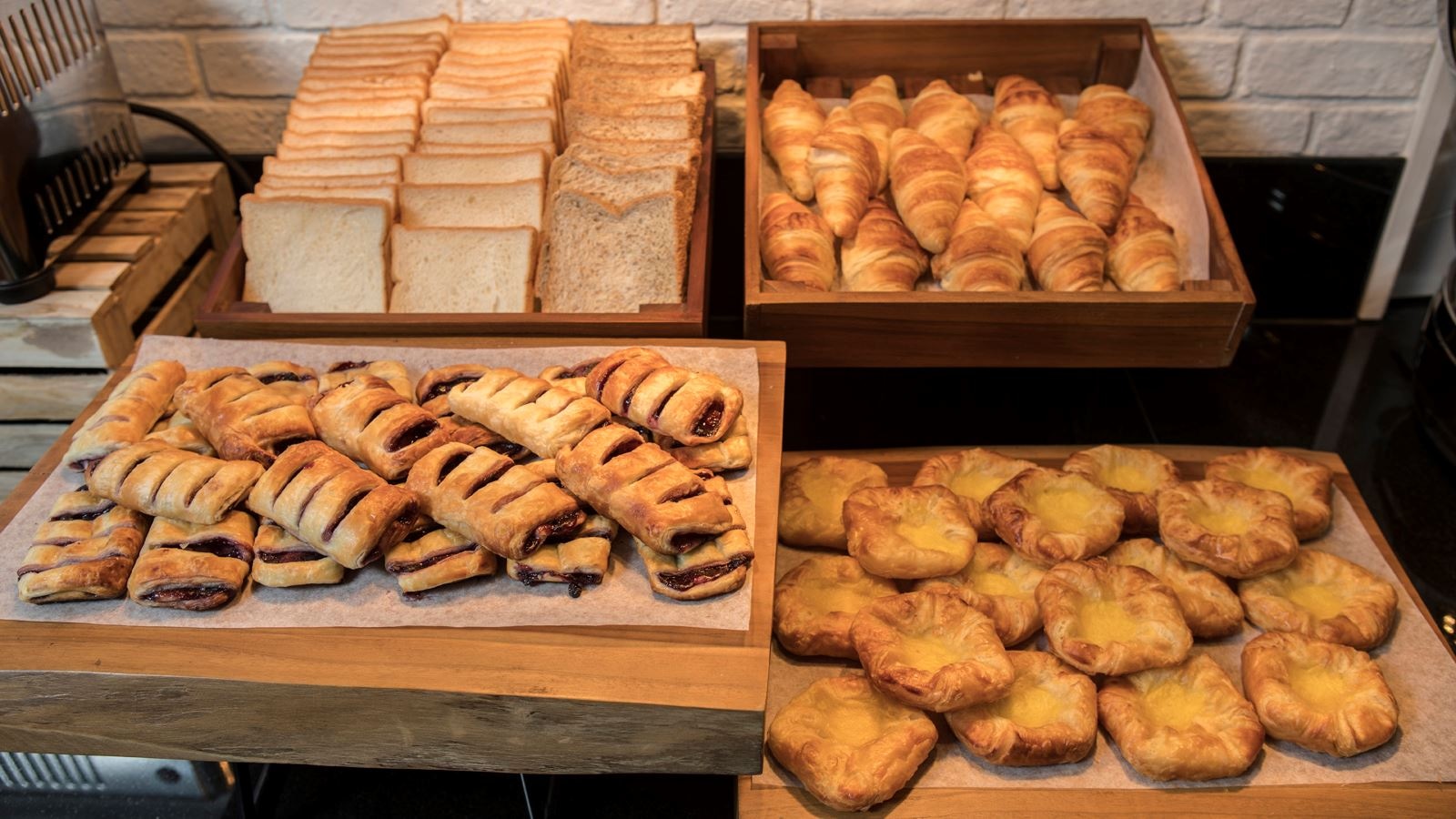 restaurants-the-lodge