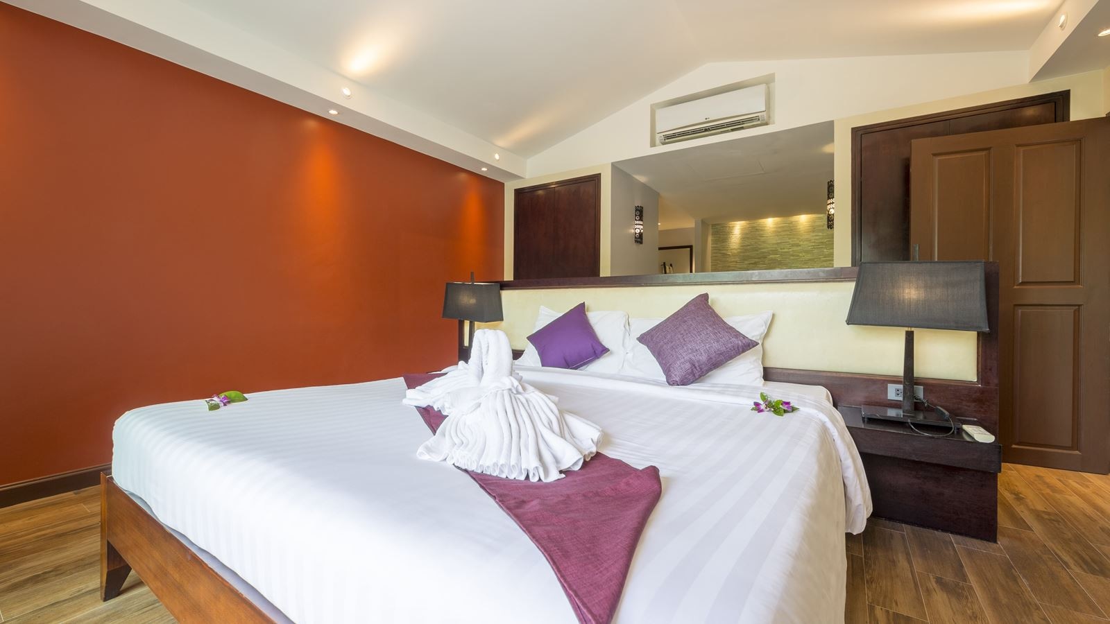 rooms-one-bedroom-garden-view-pool-villa