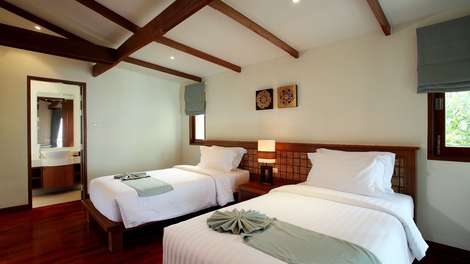 rooms-2-bedroom-grand-beachfront-pool-villa