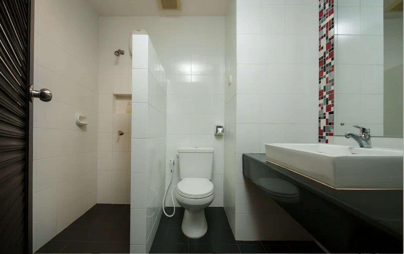 rooms-superior-building