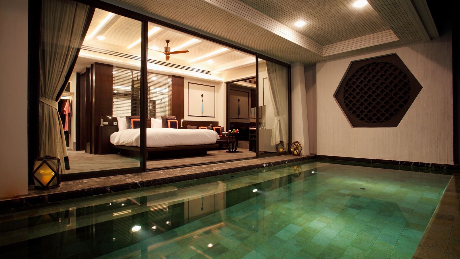 rooms-baba-pool-suite