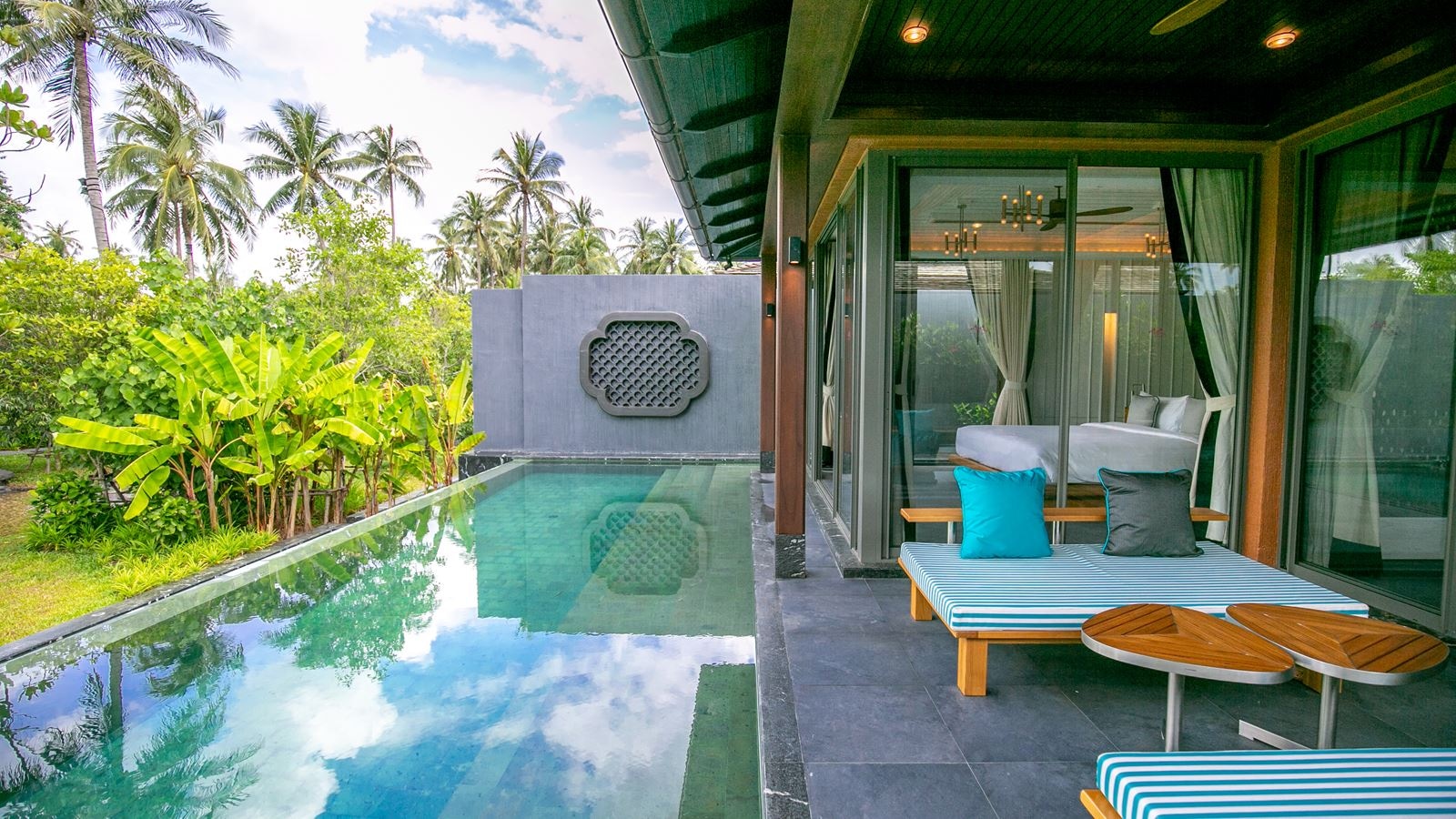 rooms-one-bedroom-luxury-pool-villa