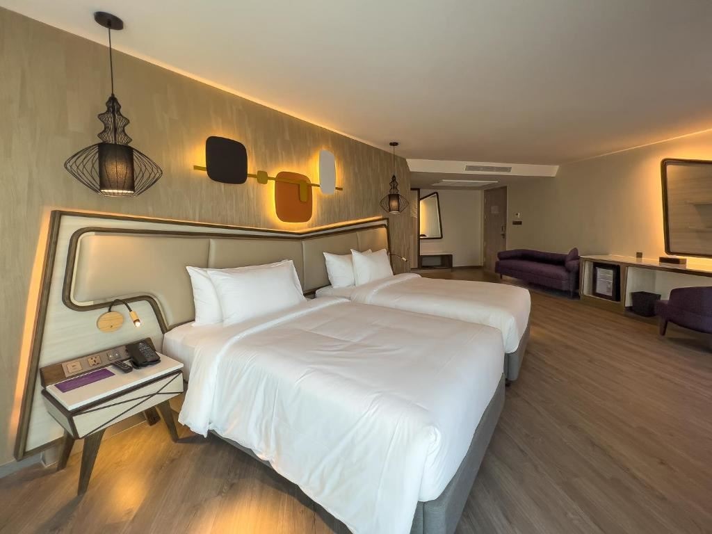 rooms-amethyst-executive-twin-bed-room
