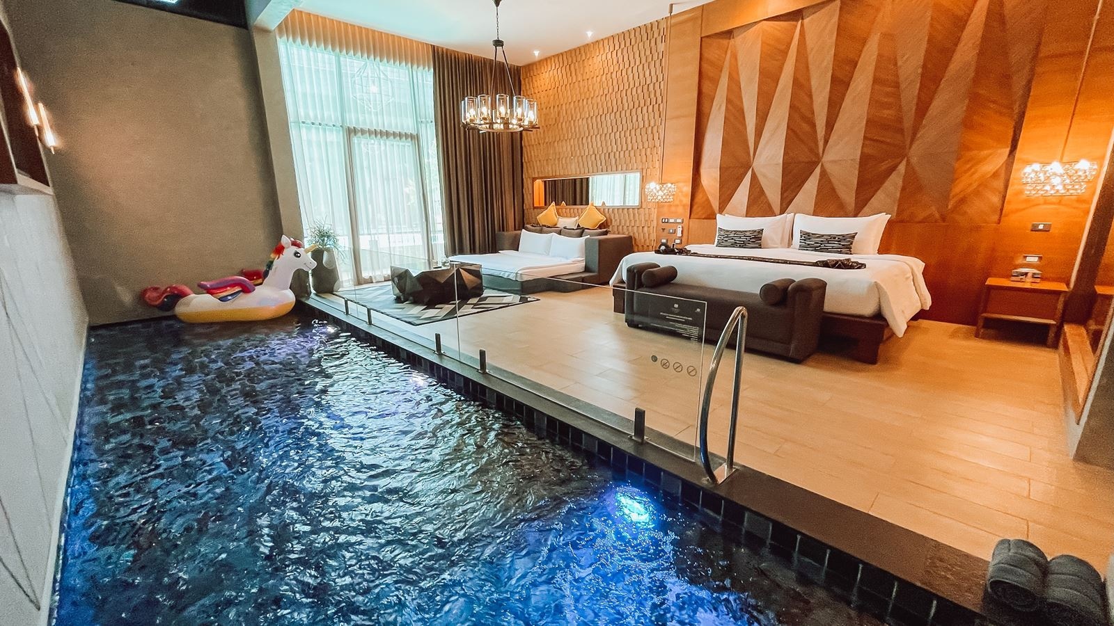 rooms-deluxe-pool-villas-with-pool-access