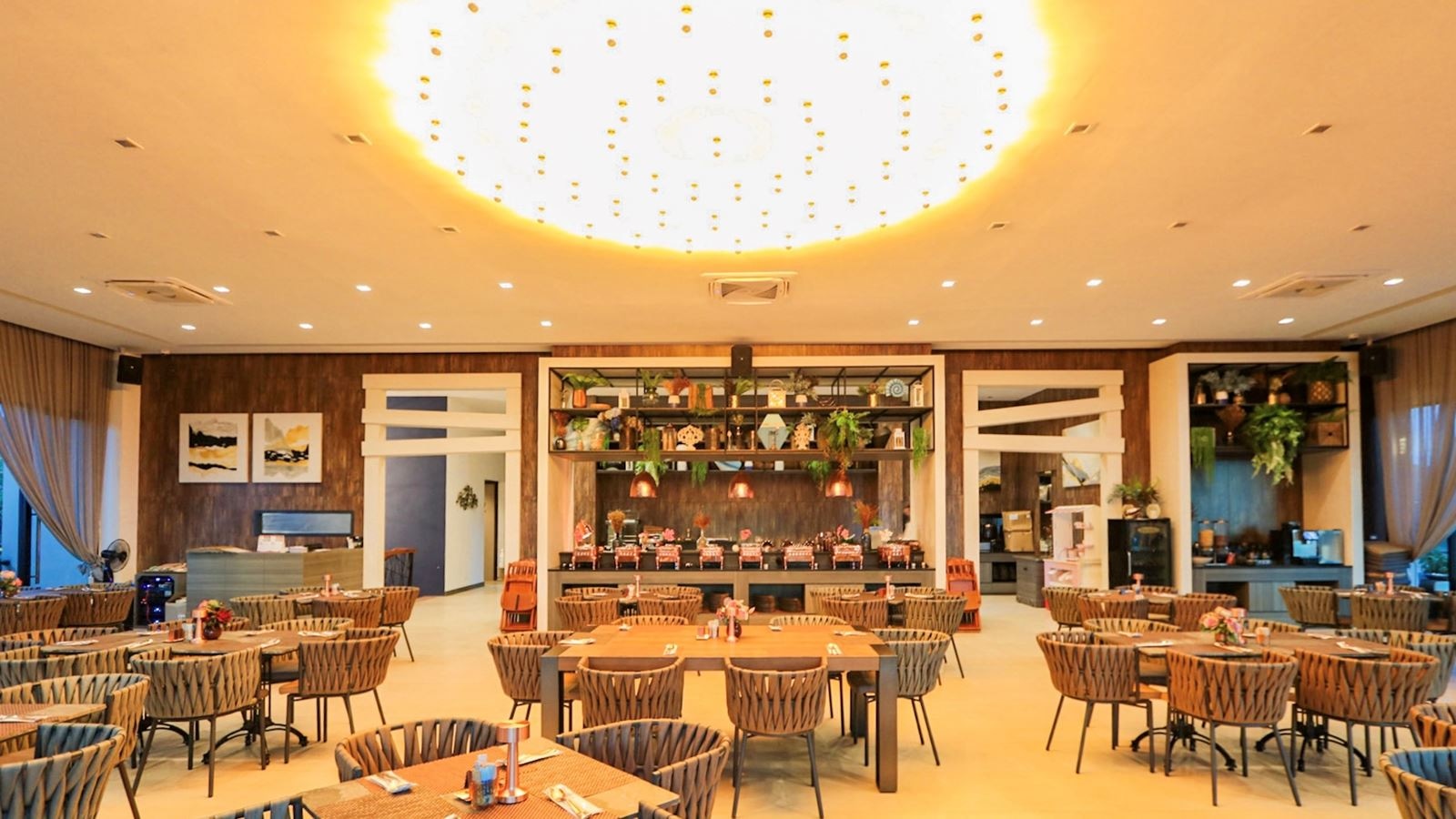 restaurants-zaffiro-restaurant