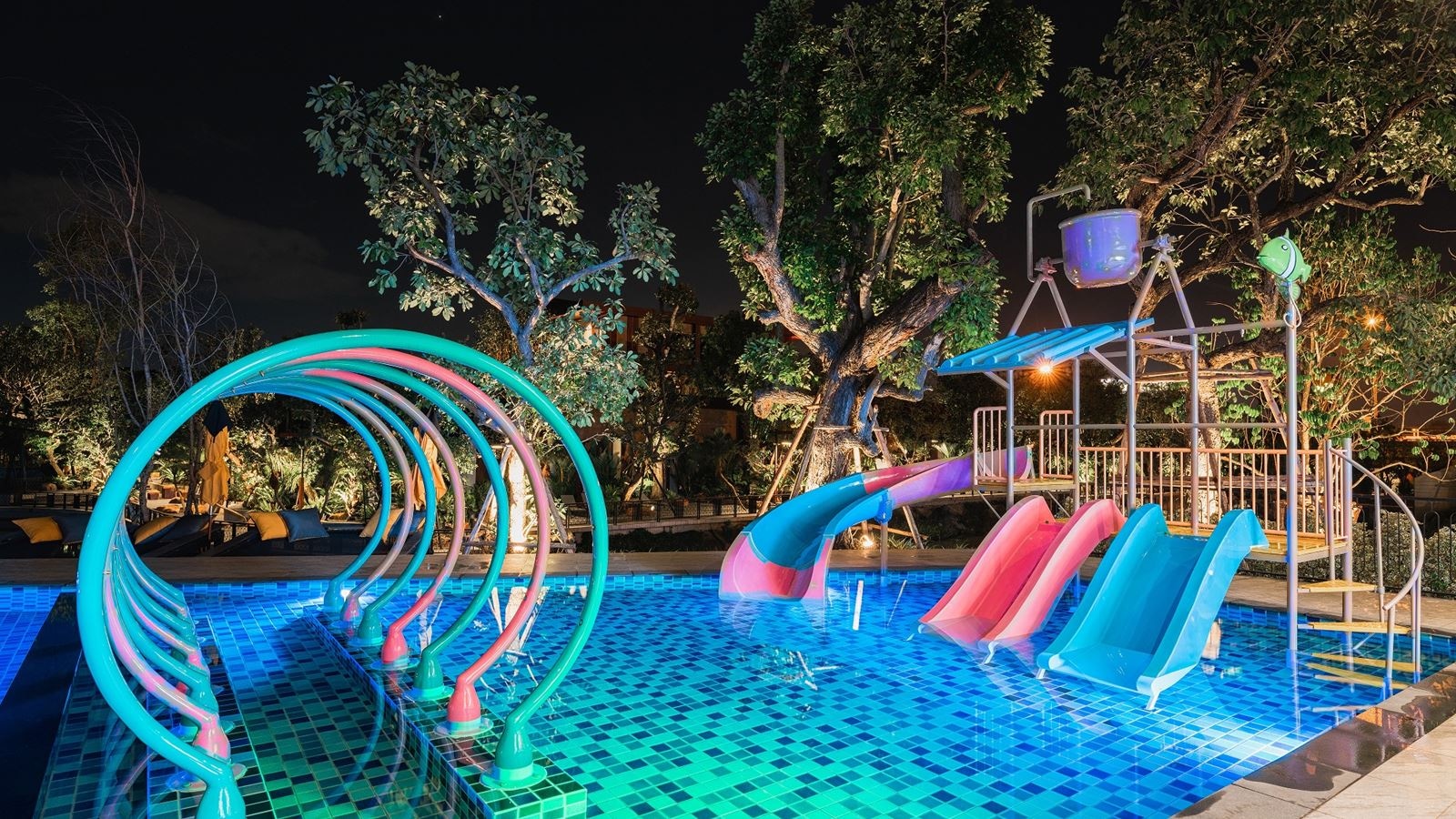 pools-outdoor-childrens-pool