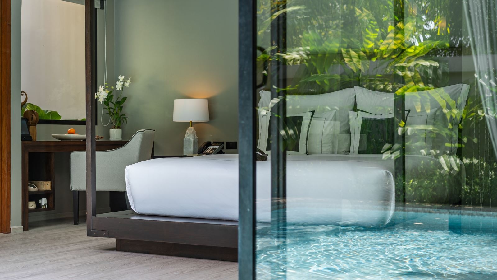 rooms-grand-deluxe-pool-villa