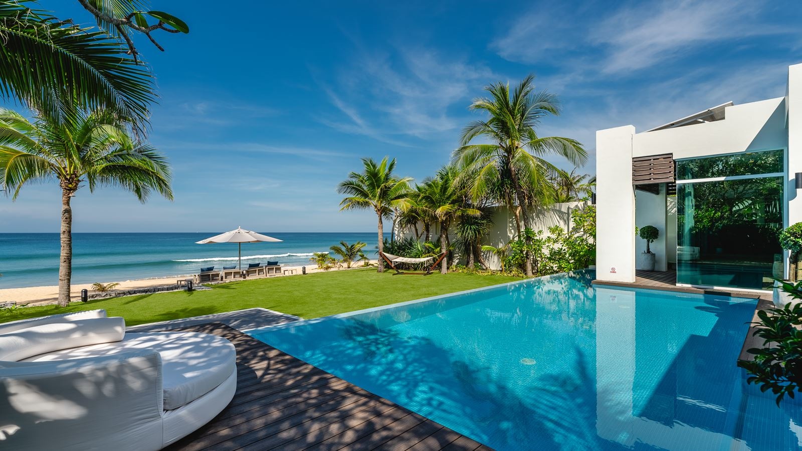 rooms-4br-beachfront-villa