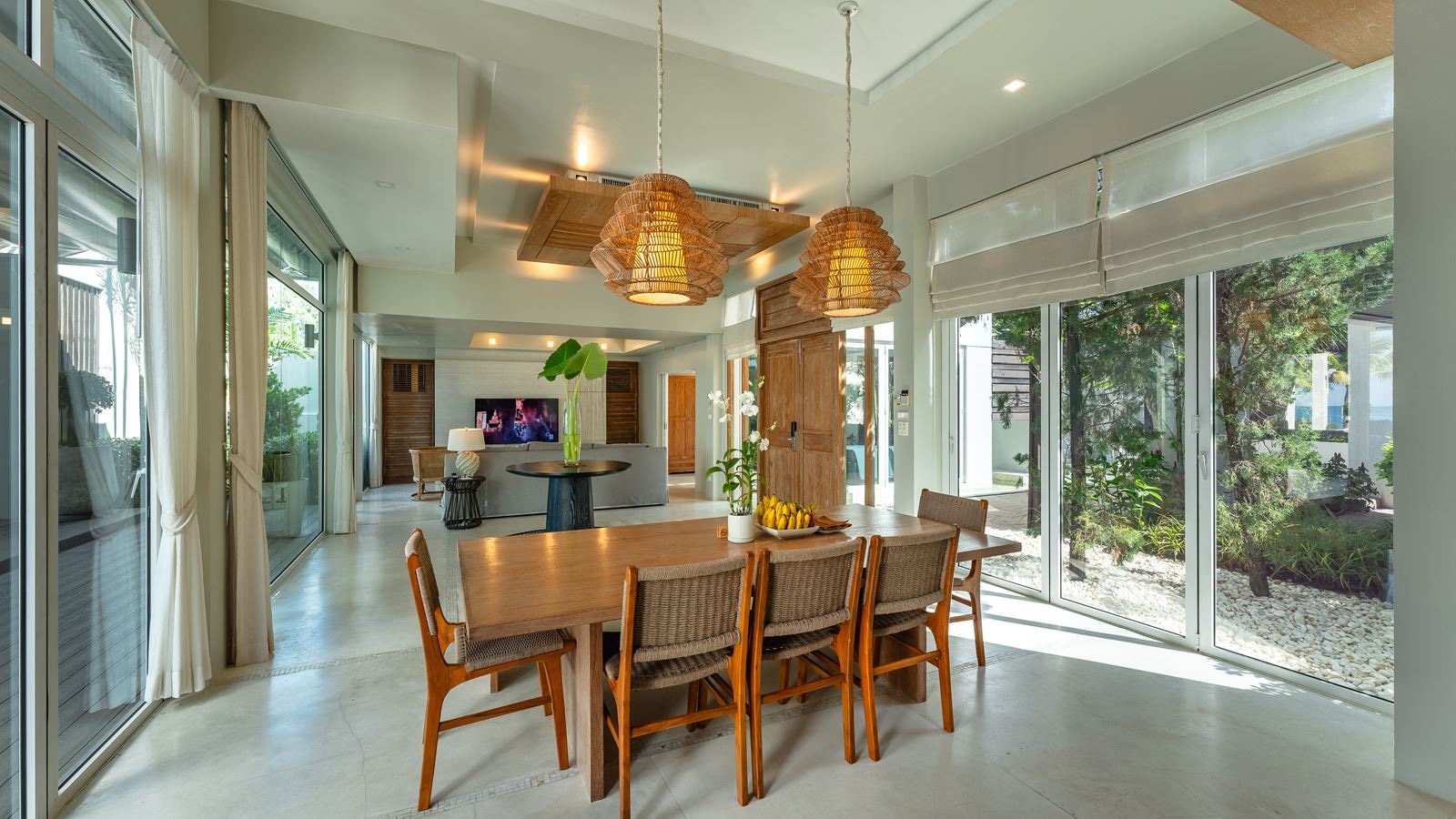 rooms-4br-beachfront-villa