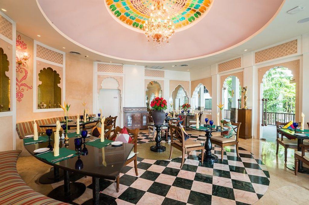 restaurants-maharani--queen-of-indian-flavors