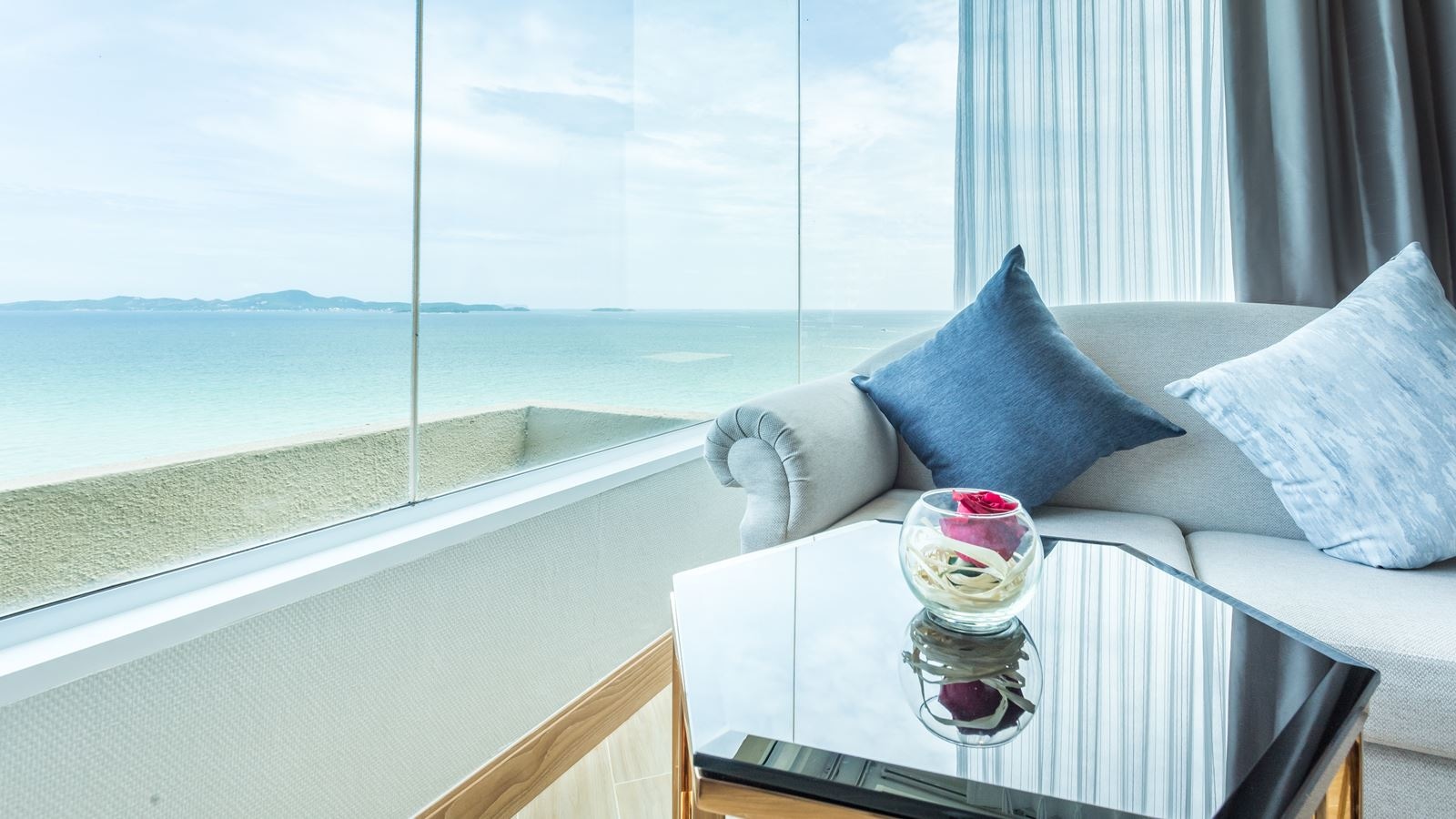 rooms-1-bedroom-diamond-suite