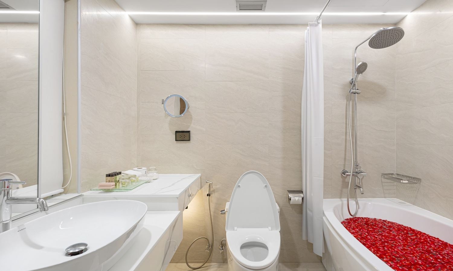 rooms-mini-suite-plus-sunrise-view