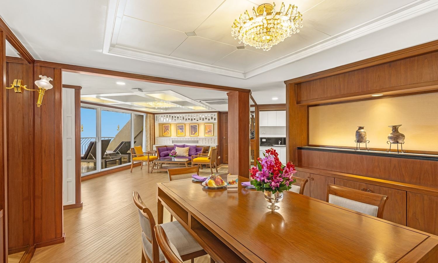 rooms-1-bedroom-princess-suite