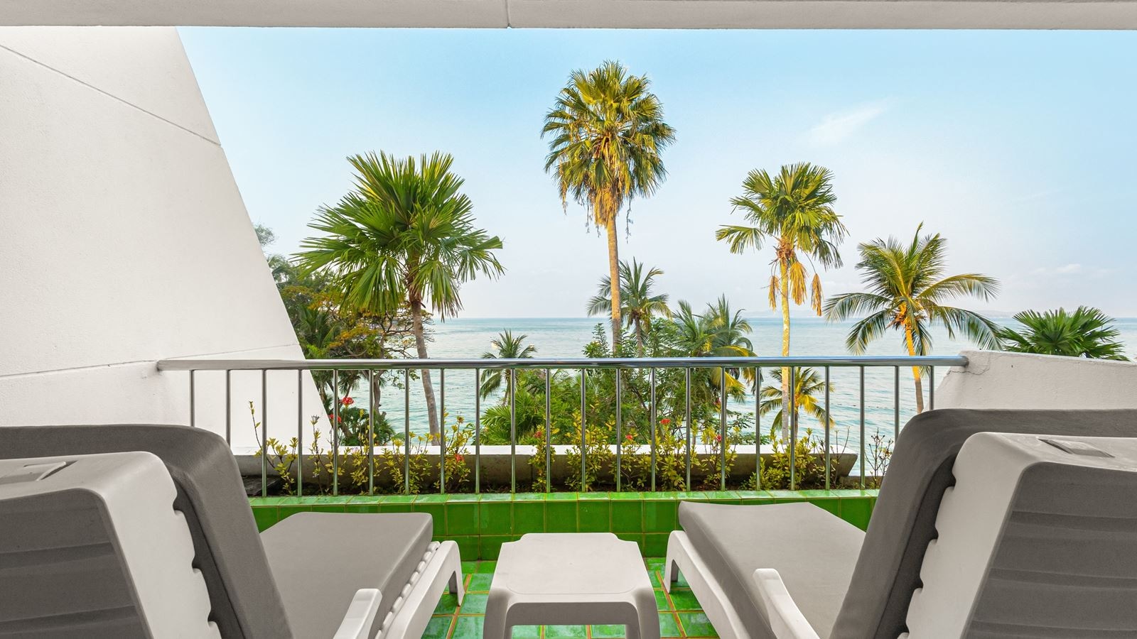 rooms-honeymoon-deluxe