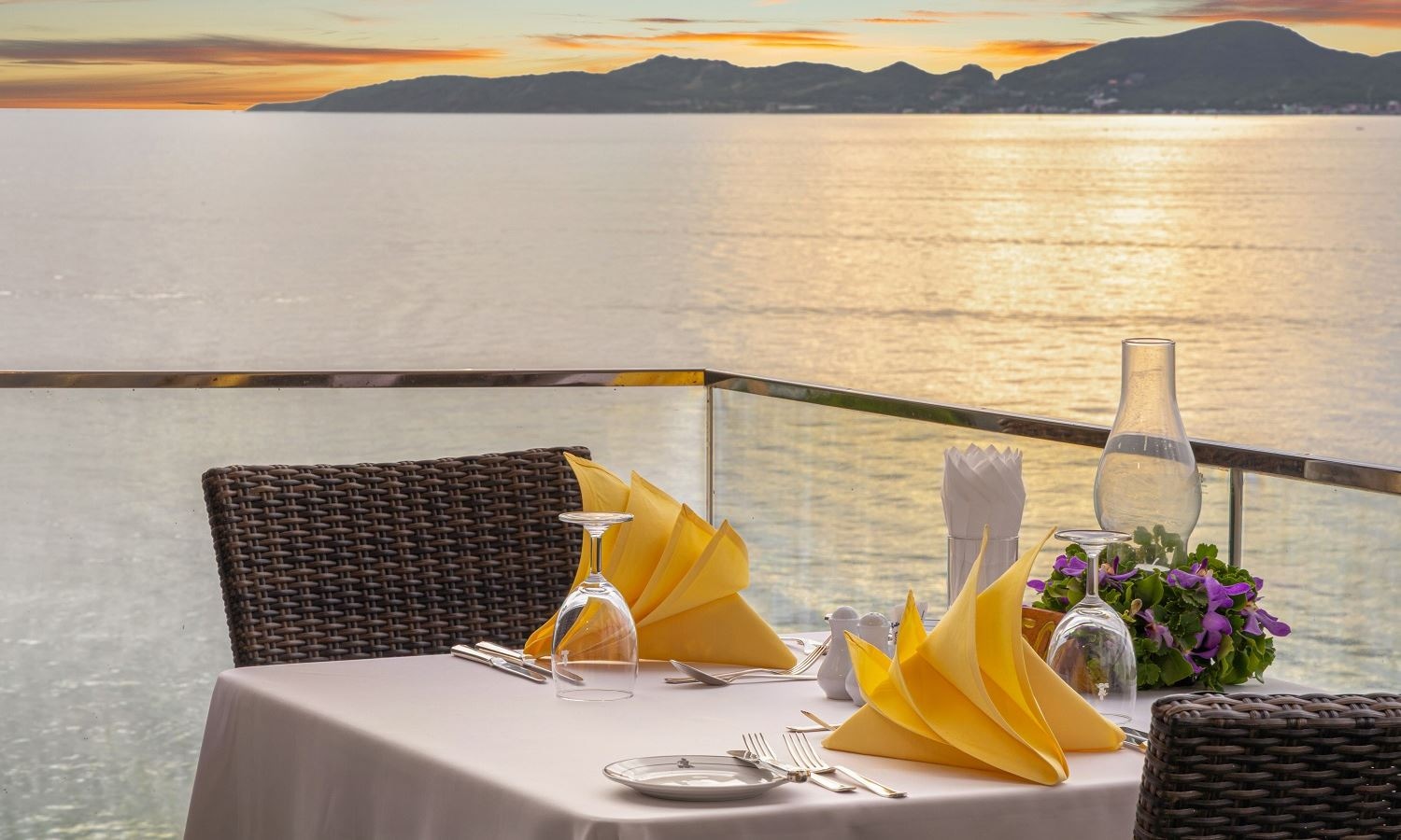 restaurants-larn-thong--authentic-thai-traditions