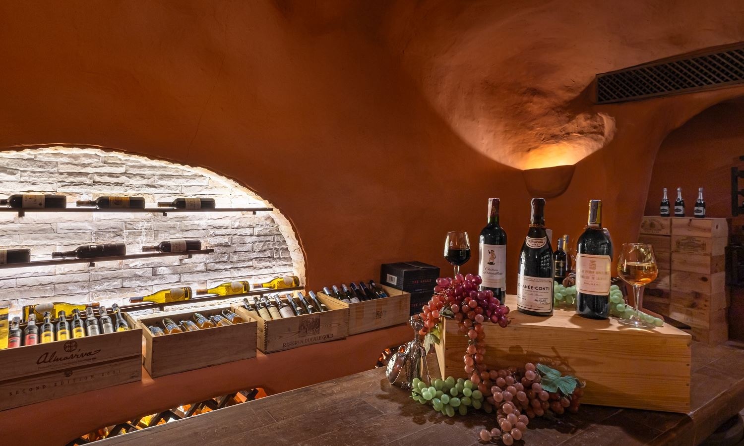 restaurants-royal-grill-room-and-wine-cellar--excellence-and-heritage