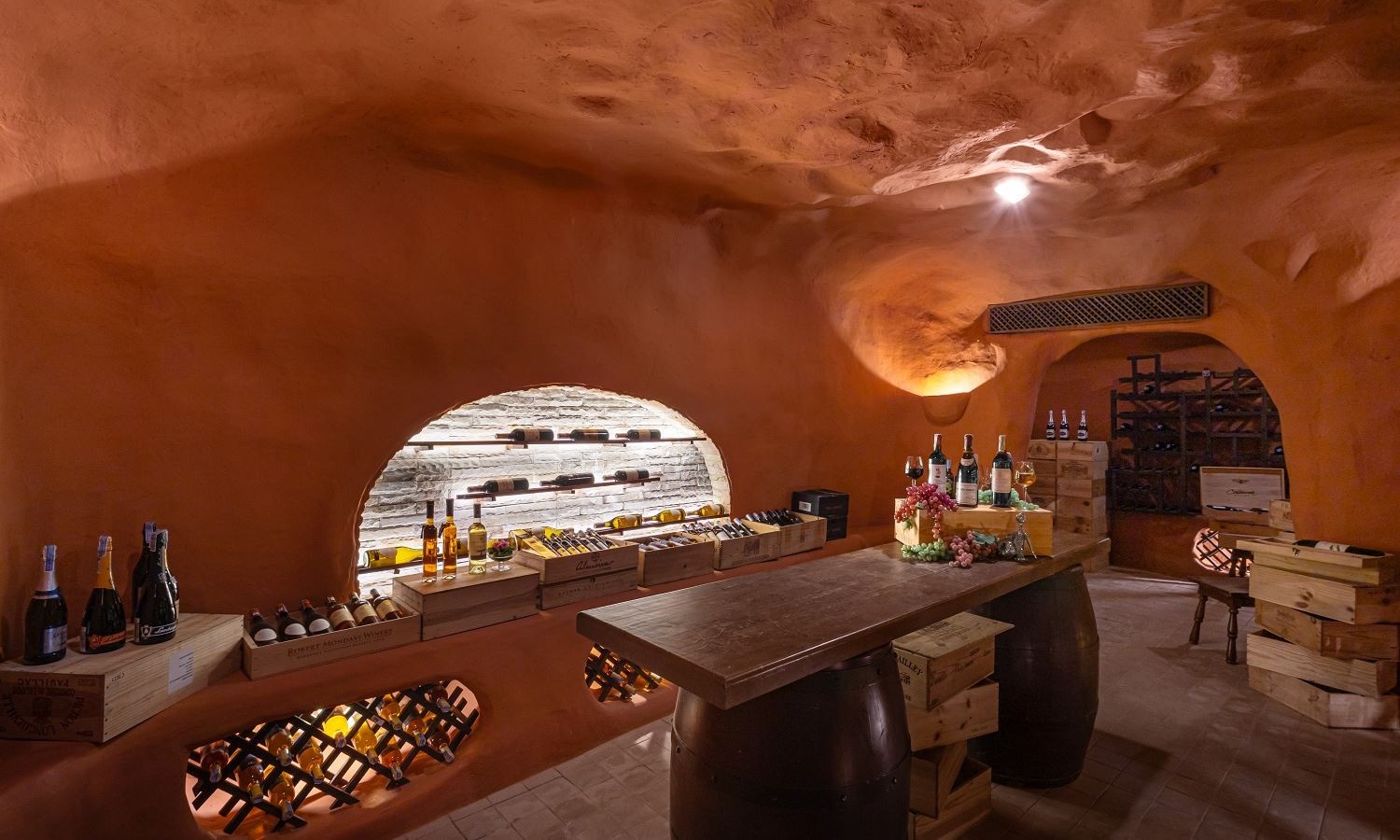 restaurants-royal-grill-room-and-wine-cellar--excellence-and-heritage