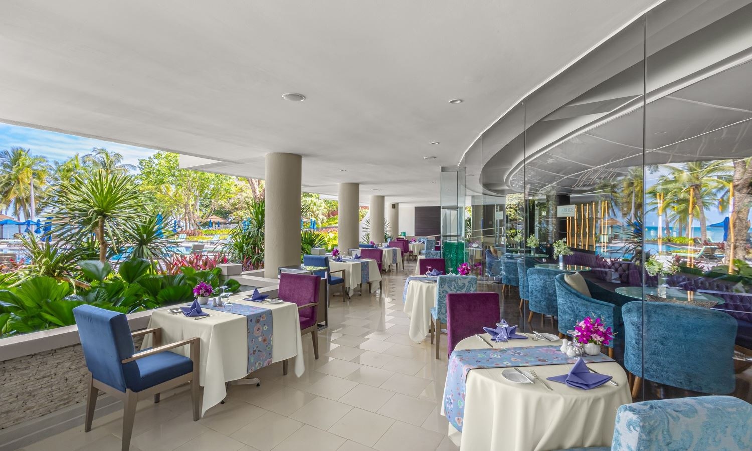restaurants-terrace-at-caprice