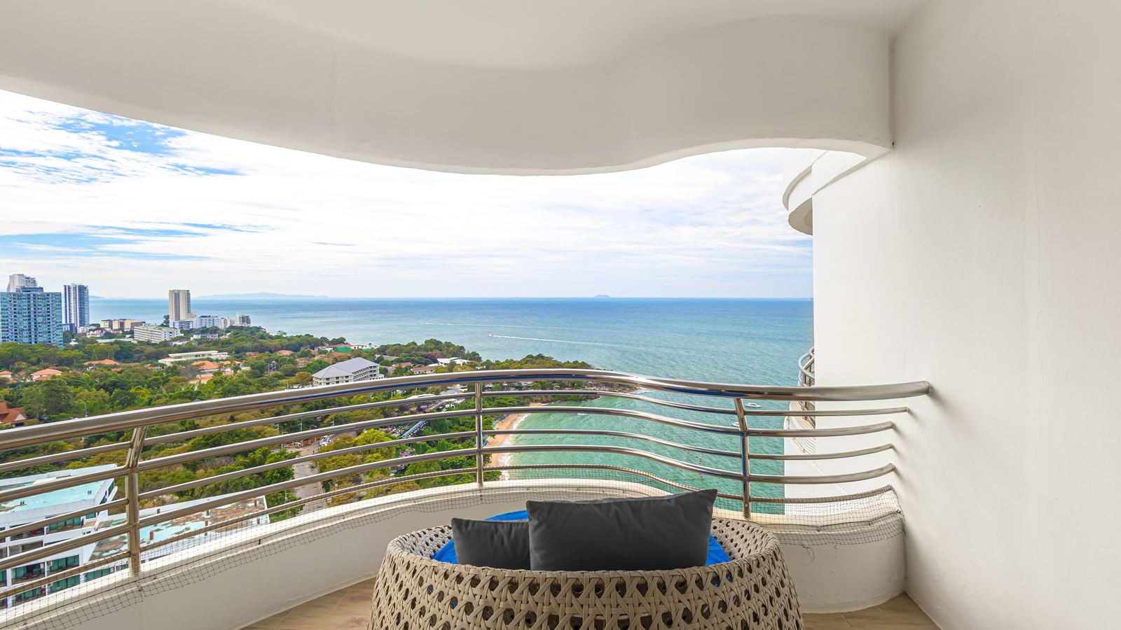 rooms-grand-sea-view-plus