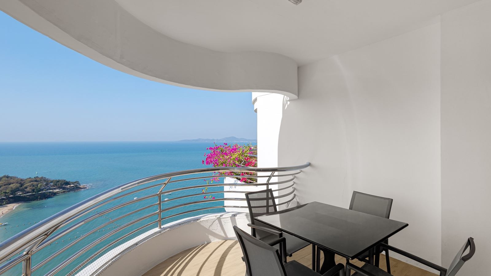 rooms-royal-suite-two-bedroom