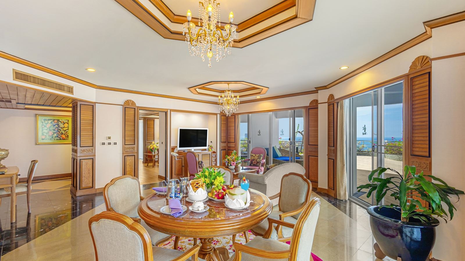 rooms-royal-suite-two-bedroom