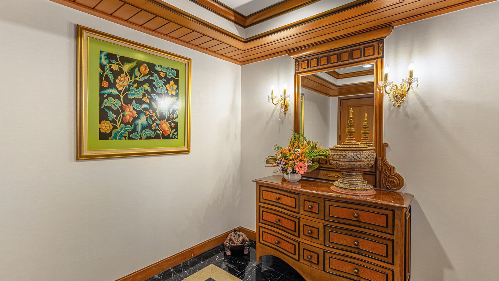rooms-royal-suite-two-bedroom