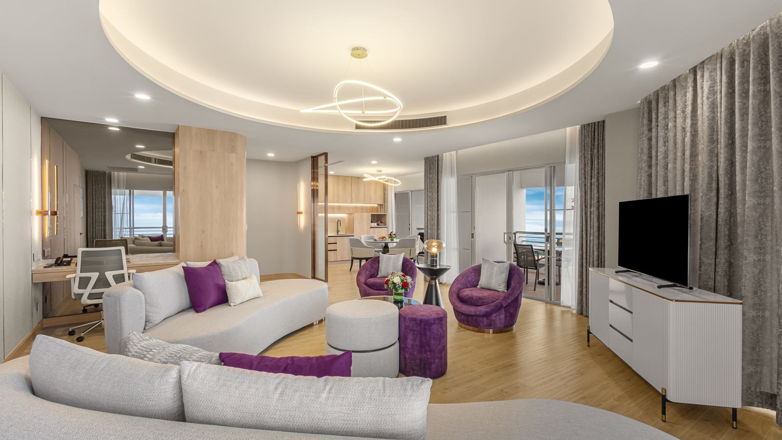 rooms-two-bedroom-modern-regency-suite
