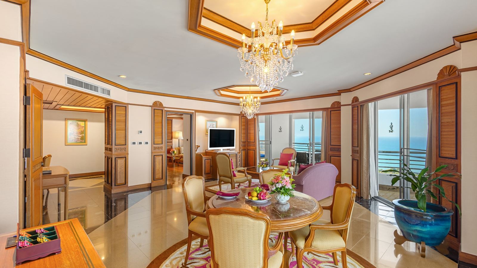 rooms-two-bedroom-heritage-regency-suite