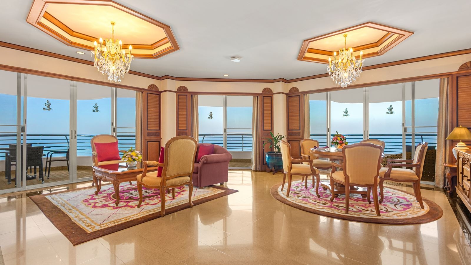 rooms-two-bedroom-heritage-regency-suite