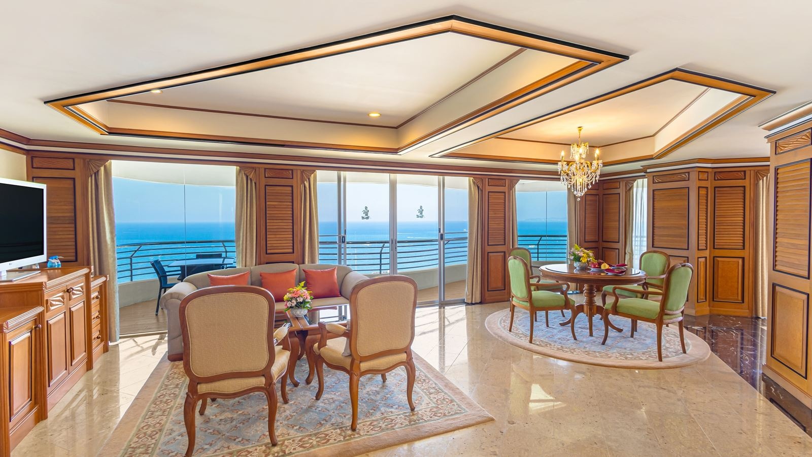 rooms-one-bedroom-heritage-regency-suite