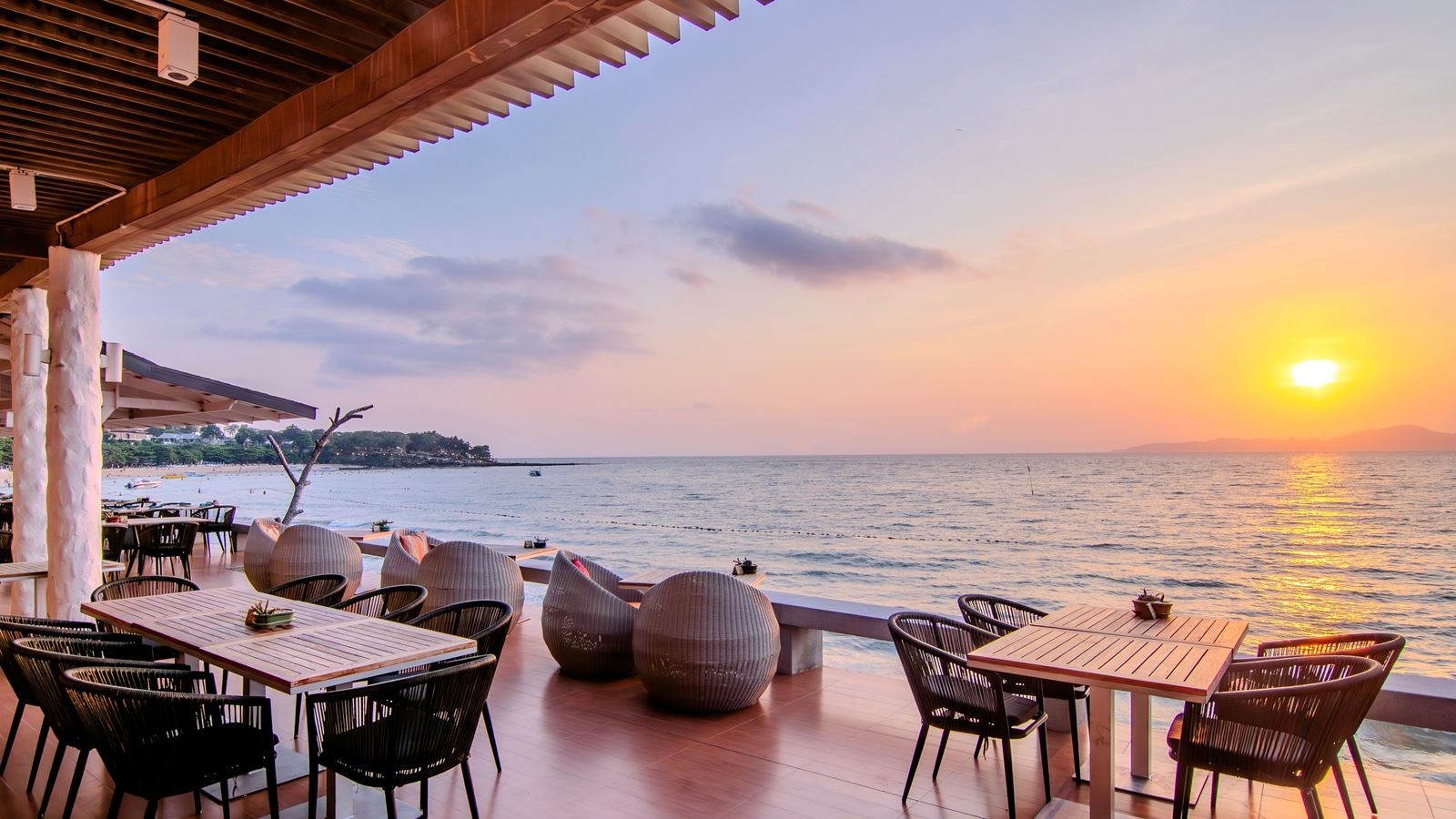 restaurants-breezeo--be-yourself-dinig