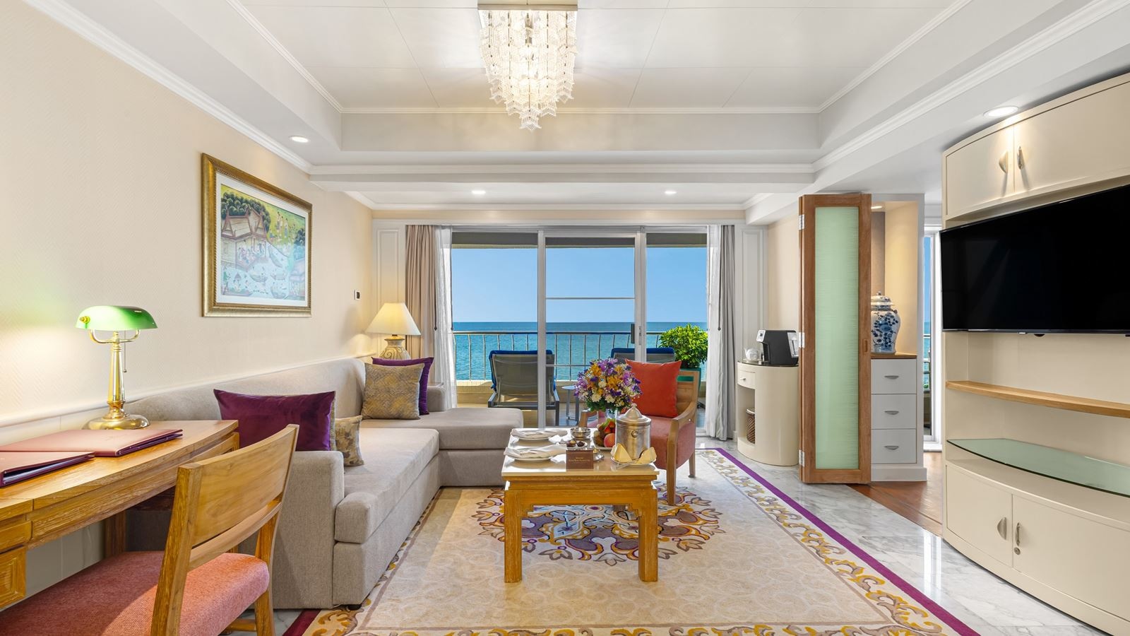 rooms-royal-wing-suite-one-bedroom