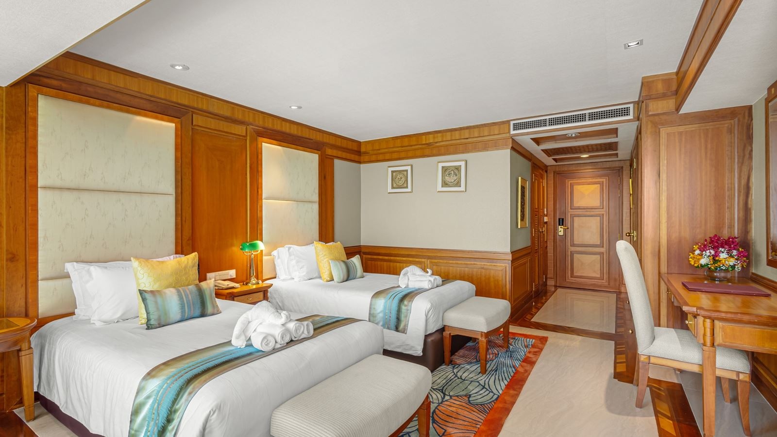 rooms-presidential-heritage-suite-and-beach-pavilion