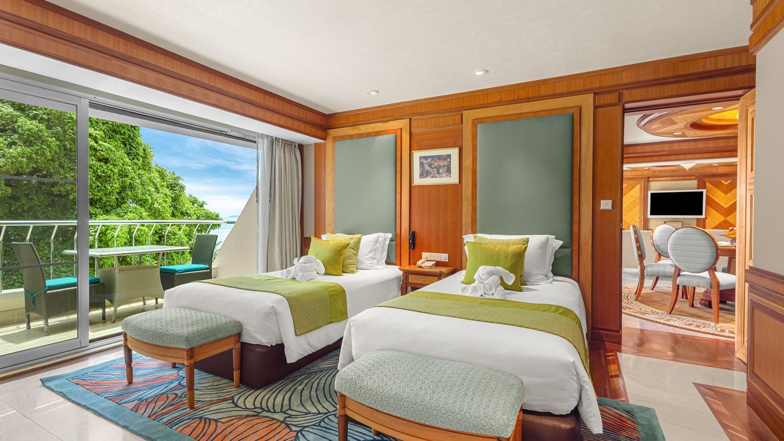 rooms-presidential-heritage-suite-and-beach-pavilion