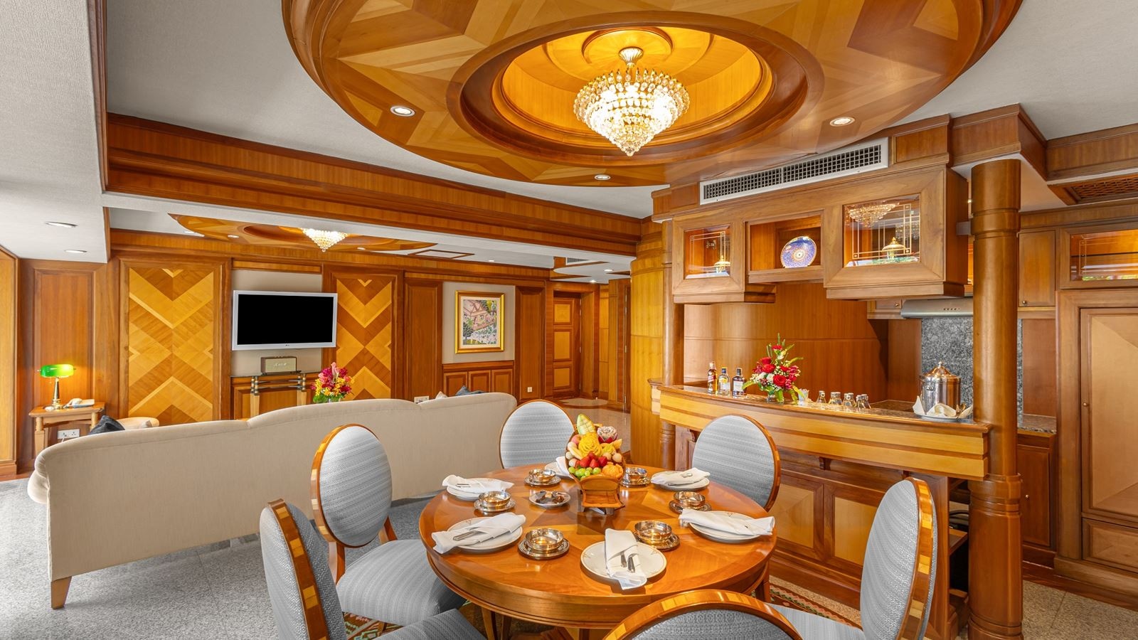 rooms-presidential-heritage-suite-and-beach-pavilion