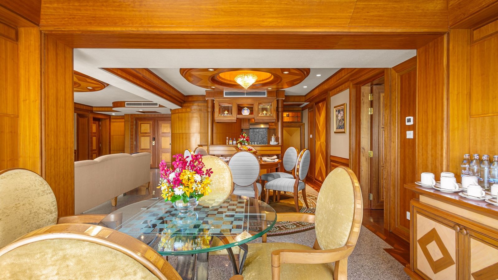 rooms-presidential-heritage-suite-and-beach-pavilion