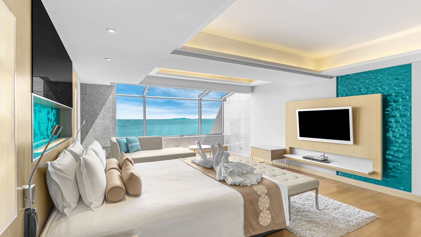 rooms-presidential-platinum-suite-and-beach-pavilion