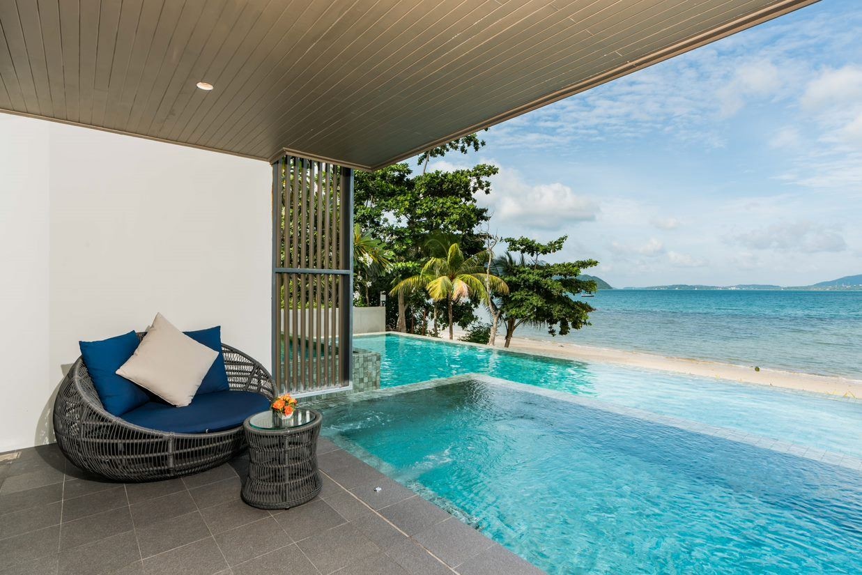 rooms-private-pool-beachfront