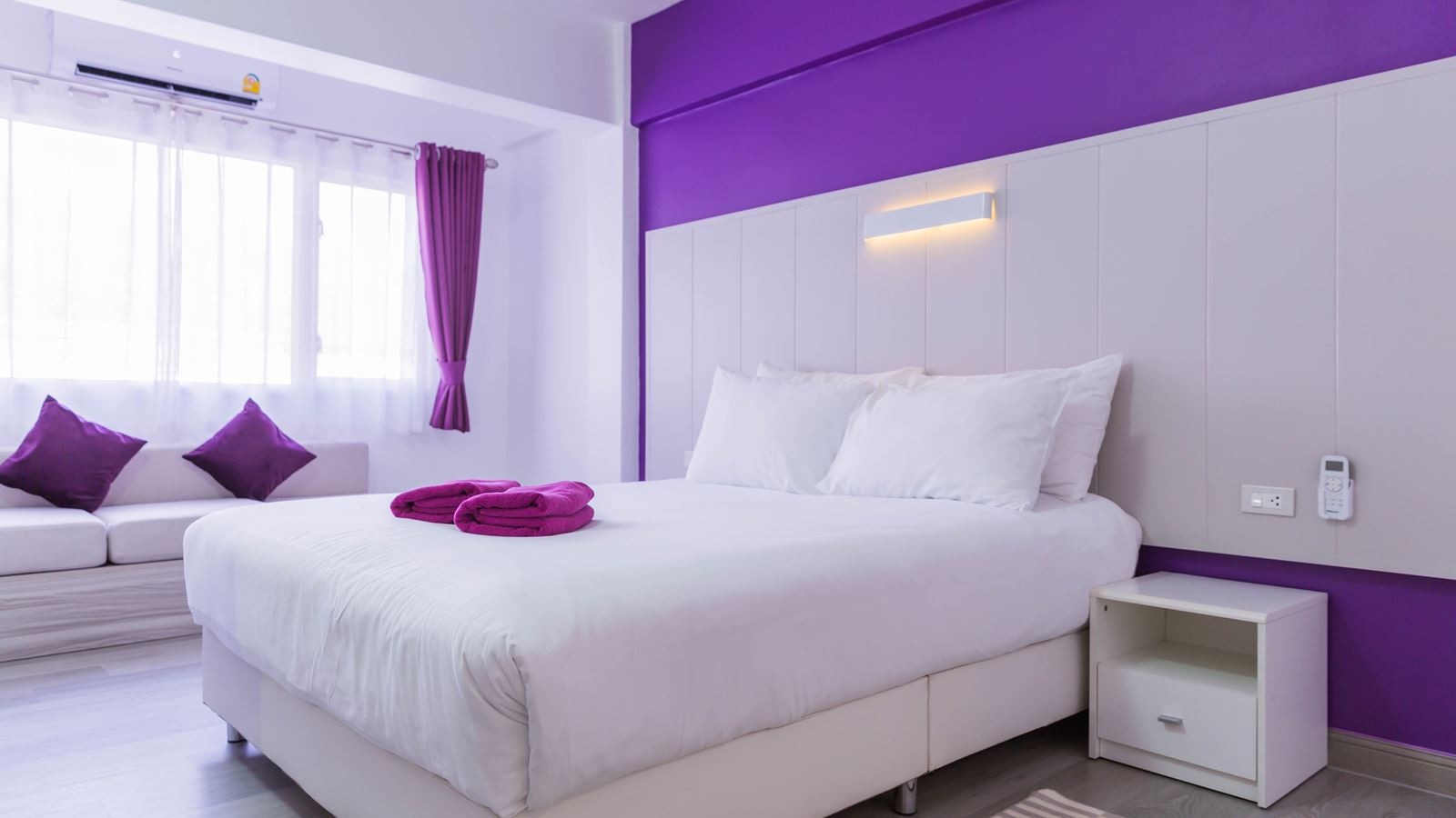 rooms-deluxe-double-south-wing