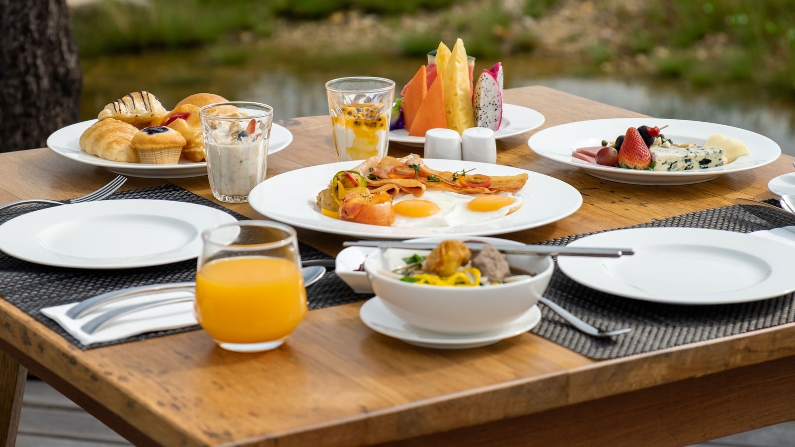 restaurants-koongkaang-restaurant