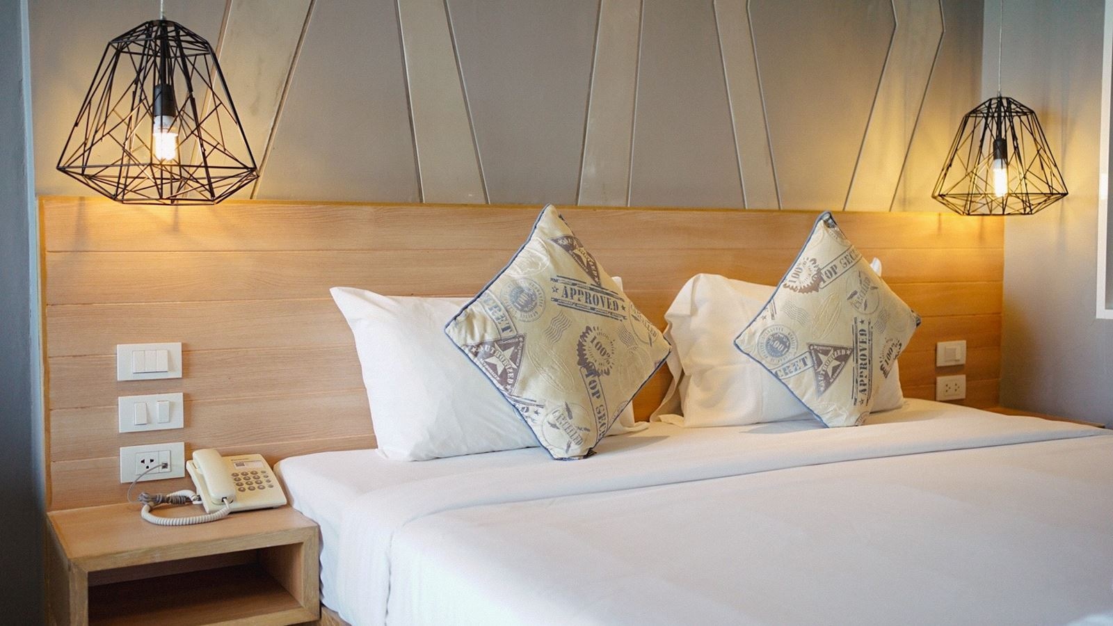 rooms-grand-deluxe