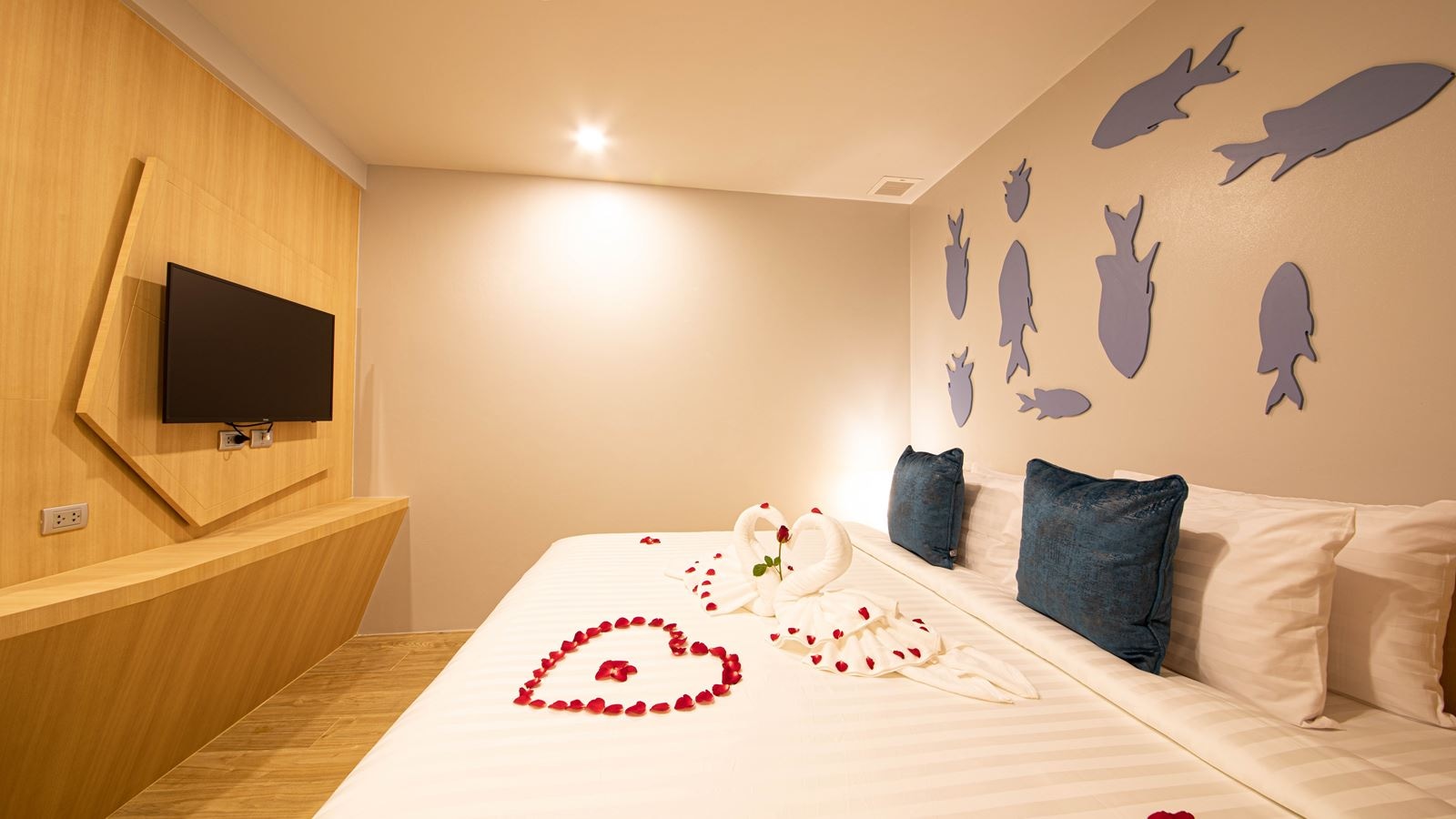 rooms-2-bedroom-family-suite