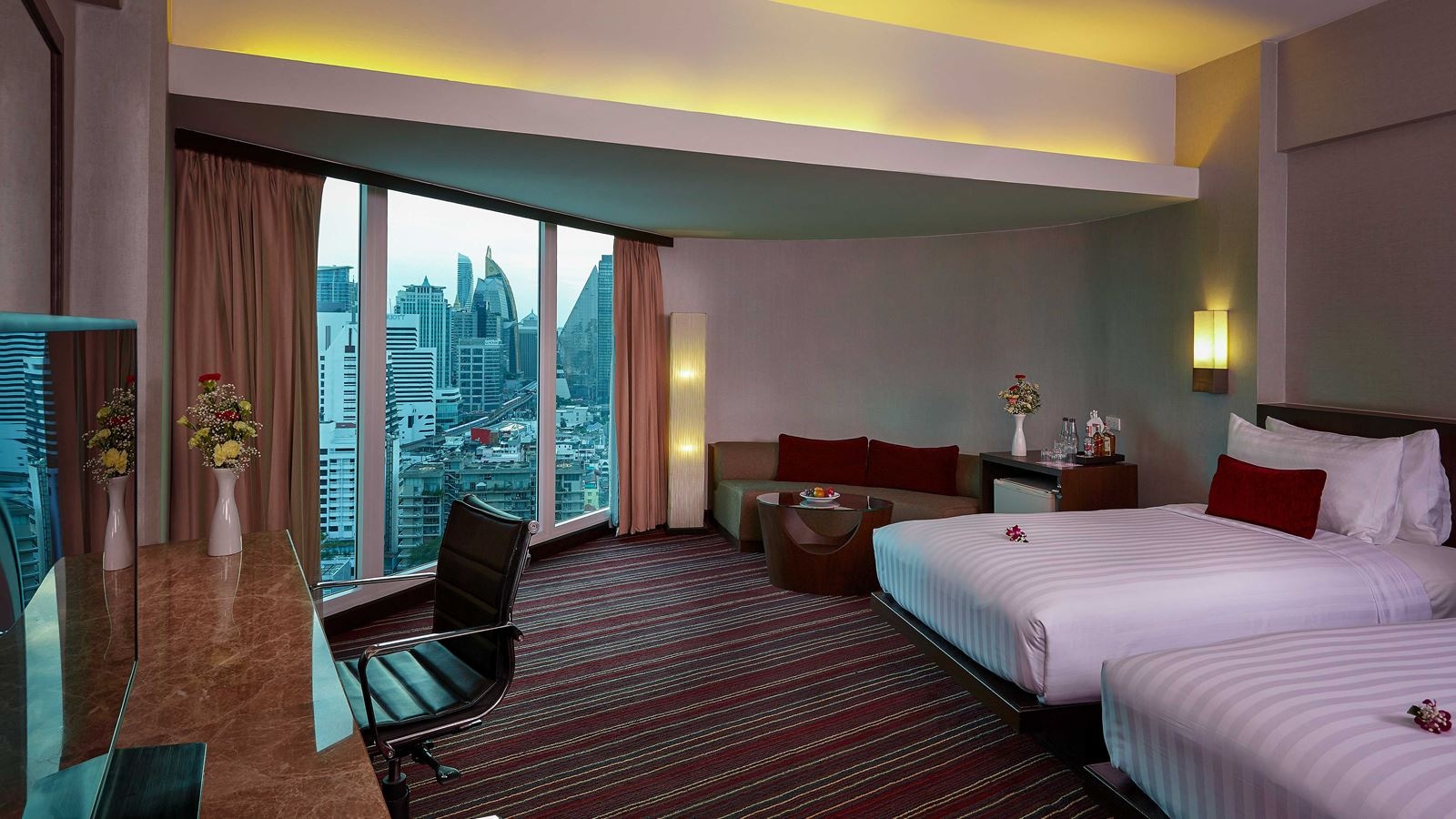 rooms-privilege-suite-tower-wing