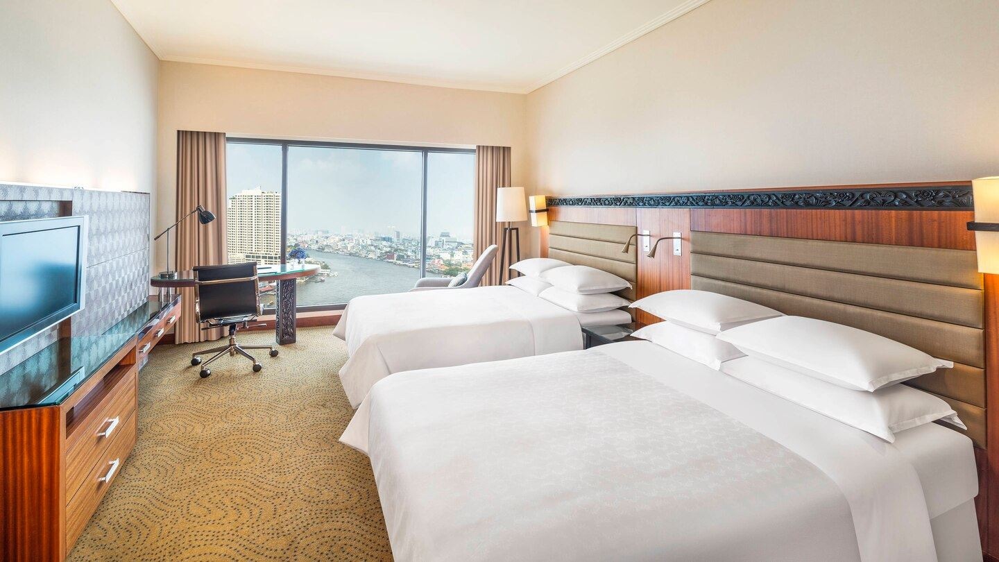 rooms-club-deluxe-riverview-room