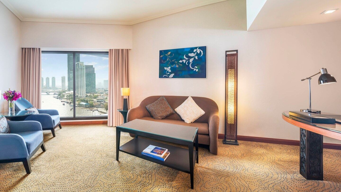 rooms-club-junior-riverview-suite